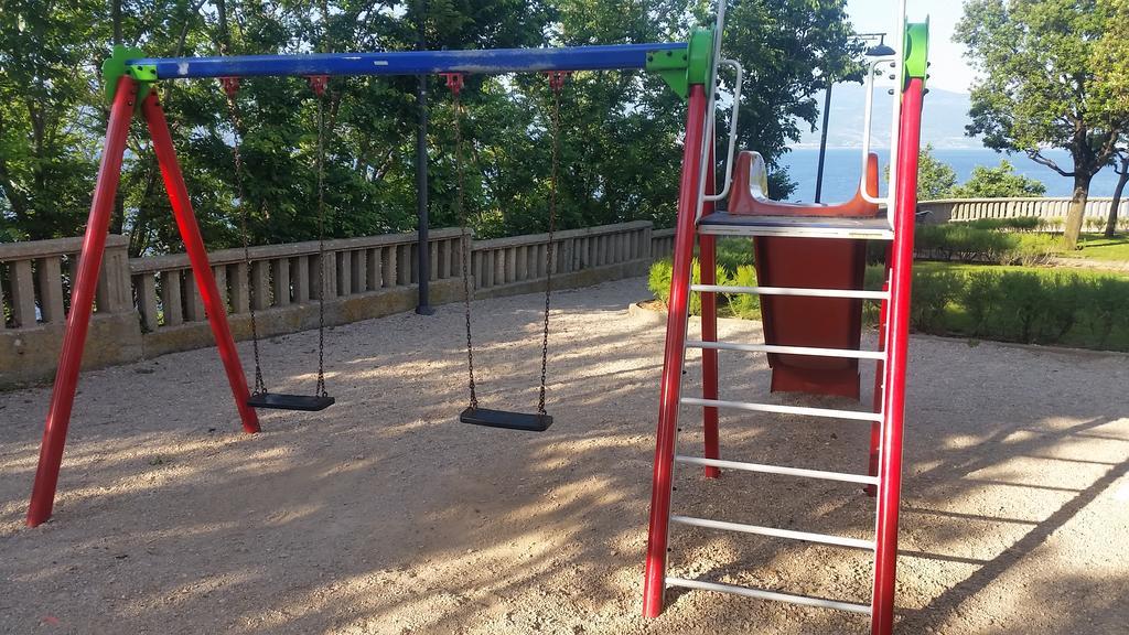 Gospoja Park & Beach Apartment เวอร์บนิค ภายนอก รูปภาพ